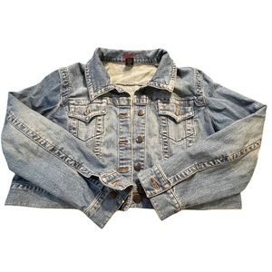 Women’s distressed stone washed denim trucker jean jacket size 18/20 plus‎